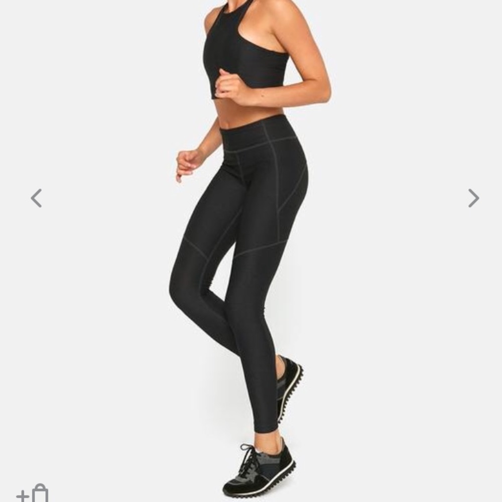 Black outdoor voices leggings